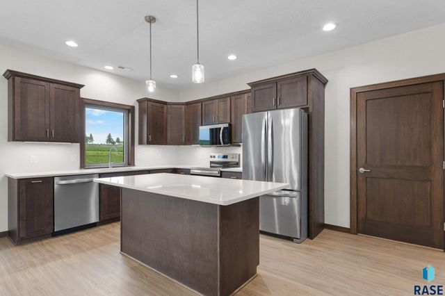 505 Mill Pond Rd Road 1, Rock Rapids, IA 51246