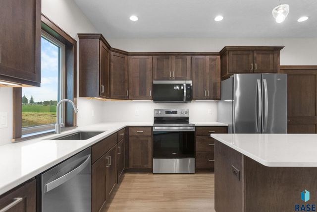 505 Mill Pond Rd Road 1, Rock Rapids, IA 51246