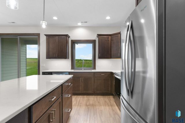 505 Mill Pond Rd Road 1, Rock Rapids, IA 51246