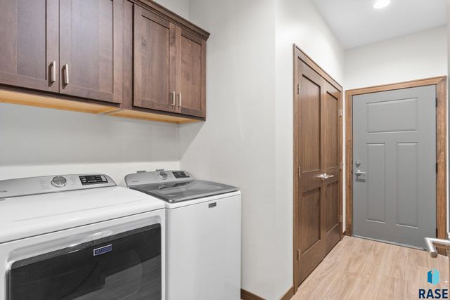 505 Mill Pond Rd Road 1, Rock Rapids, IA 51246