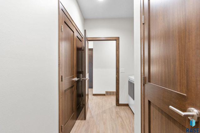 505 Mill Pond Rd Road 1, Rock Rapids, IA 51246