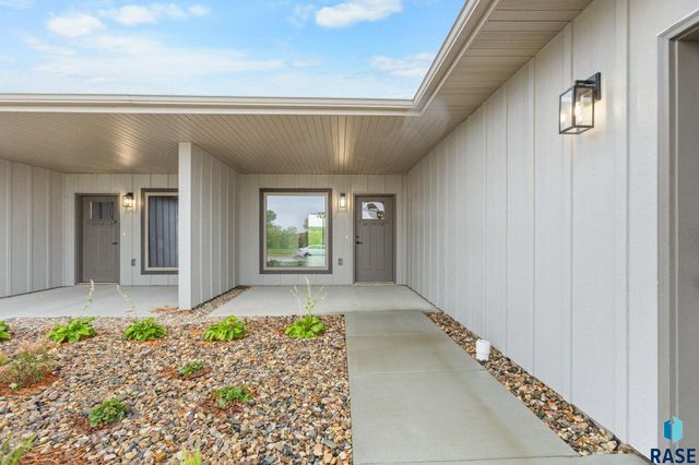 505 Mill Pond Rd Road 1, Rock Rapids, IA 51246