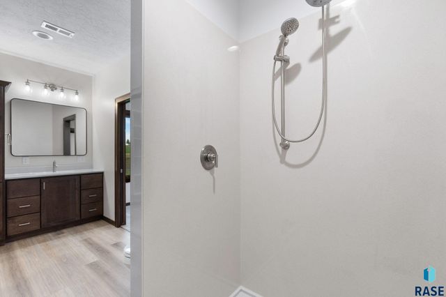 505 Mill Pond Rd Road 1, Rock Rapids, IA 51246