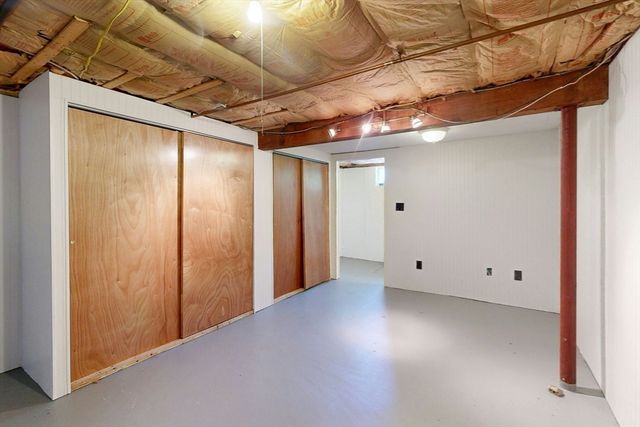 29 Buckingham Rd, Milton, MA 02186