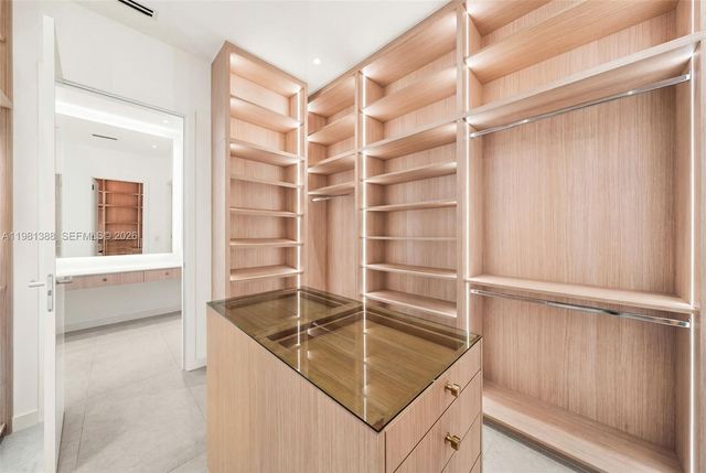 7700 SW 50th Ct, Miami, FL 33143