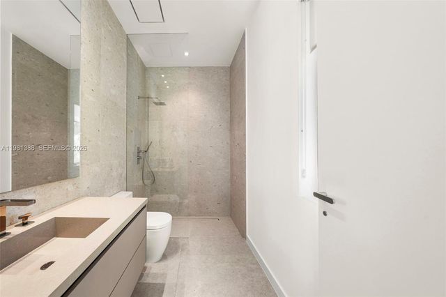 7700 SW 50th Ct, Miami, FL 33143