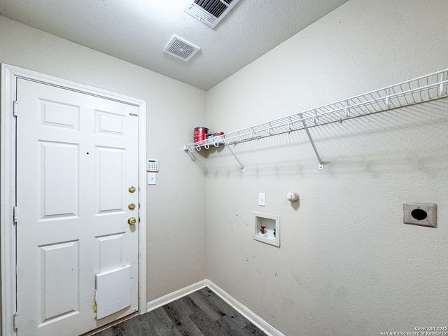 8 Sable Forest, San Antonio, TX 78259