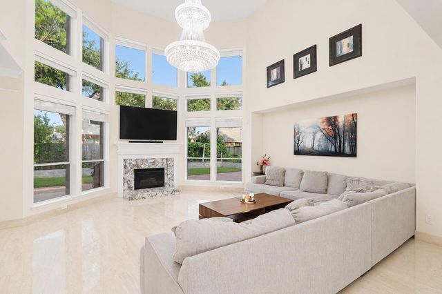 2614 Sunset Lake Drive, Sugar Land, TX 77478
