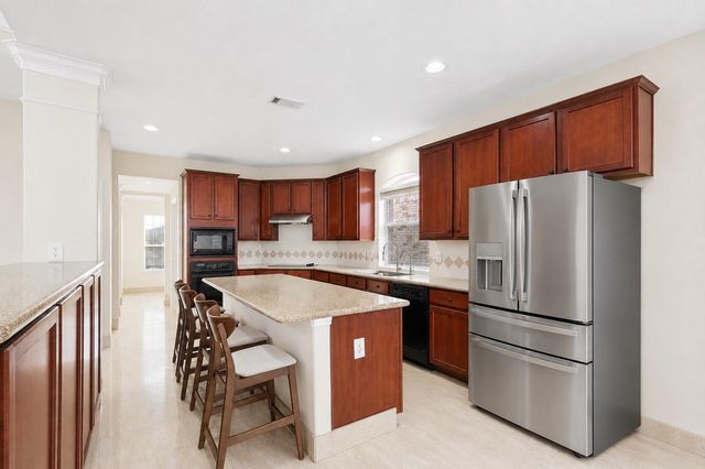 2614 Sunset Lake Drive, Sugar Land, TX 77478