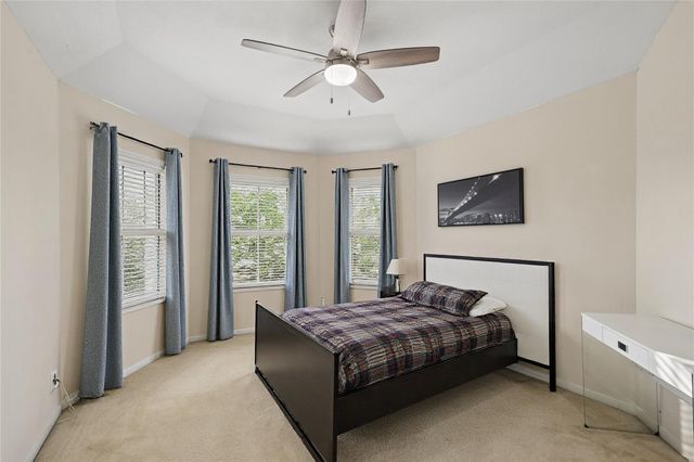 2614 Sunset Lake Drive, Sugar Land, TX 77478