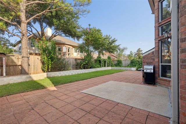 2614 Sunset Lake Drive, Sugar Land, TX 77478