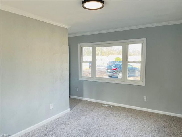 3413 Wellington ST, Norfolk, VA 23513