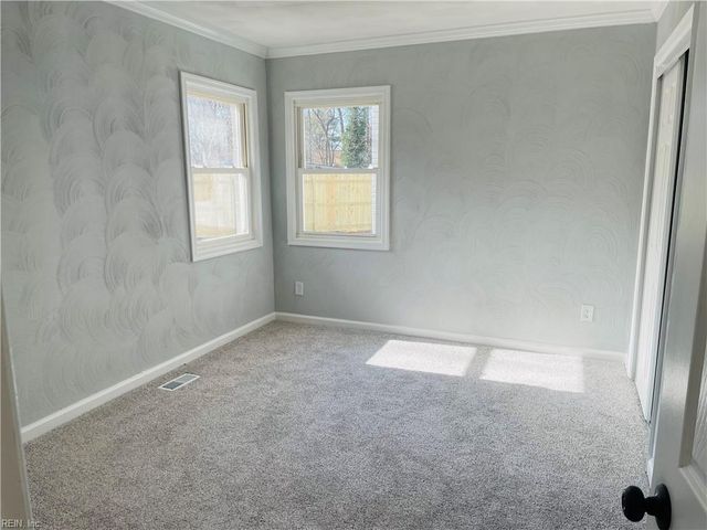 3413 Wellington ST, Norfolk, VA 23513