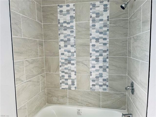 3413 Wellington ST, Norfolk, VA 23513