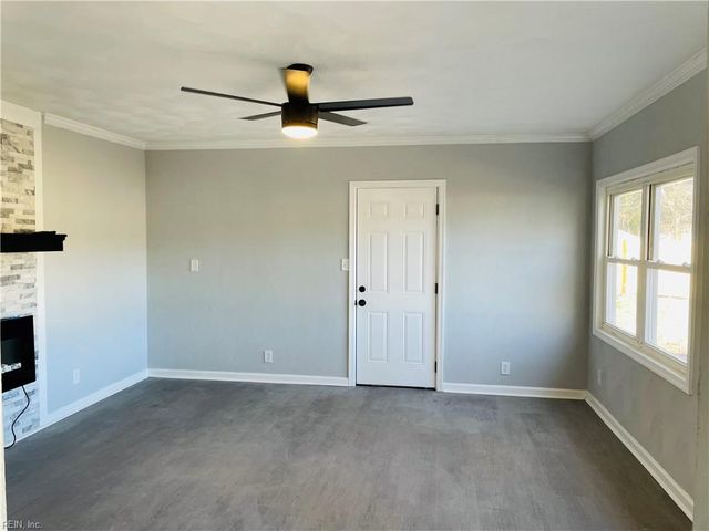 3413 Wellington ST, Norfolk, VA 23513