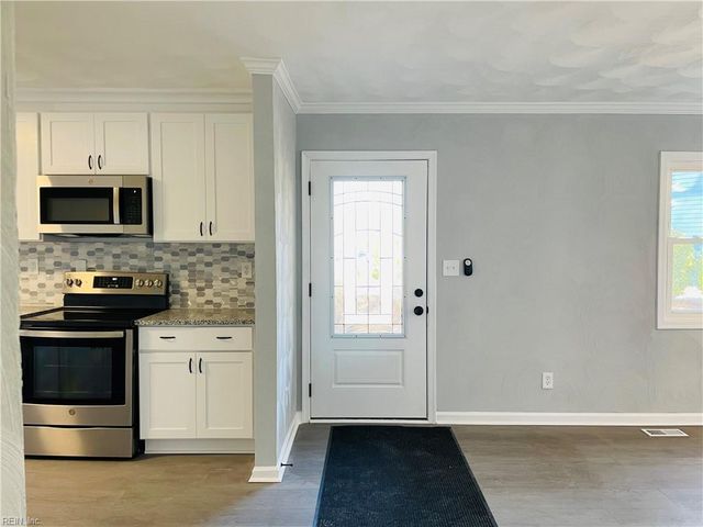 3413 Wellington ST, Norfolk, VA 23513