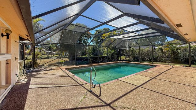 2910 Banyan Boulevard Circle NW, Boca Raton, FL 33431