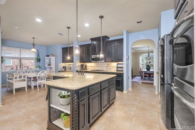 3623 Pinnacle Dr, San Antonio, TX 78261