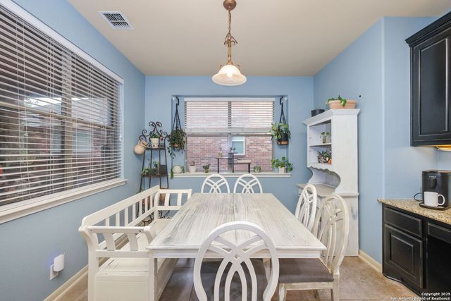 3623 Pinnacle Dr, San Antonio, TX 78261