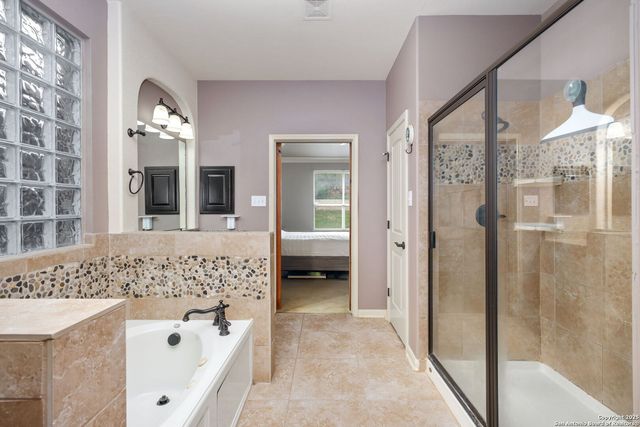 3623 Pinnacle Dr, San Antonio, TX 78261