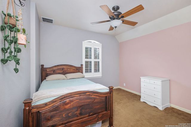 3623 Pinnacle Dr, San Antonio, TX 78261