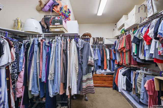 3623 Pinnacle Dr, San Antonio, TX 78261