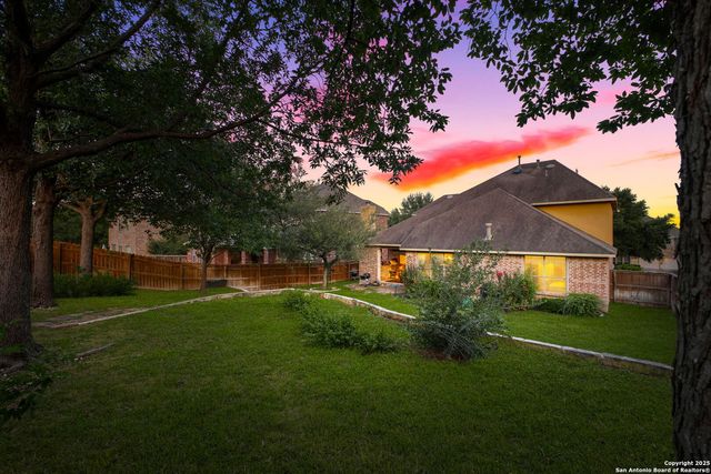 3623 Pinnacle Dr, San Antonio, TX 78261