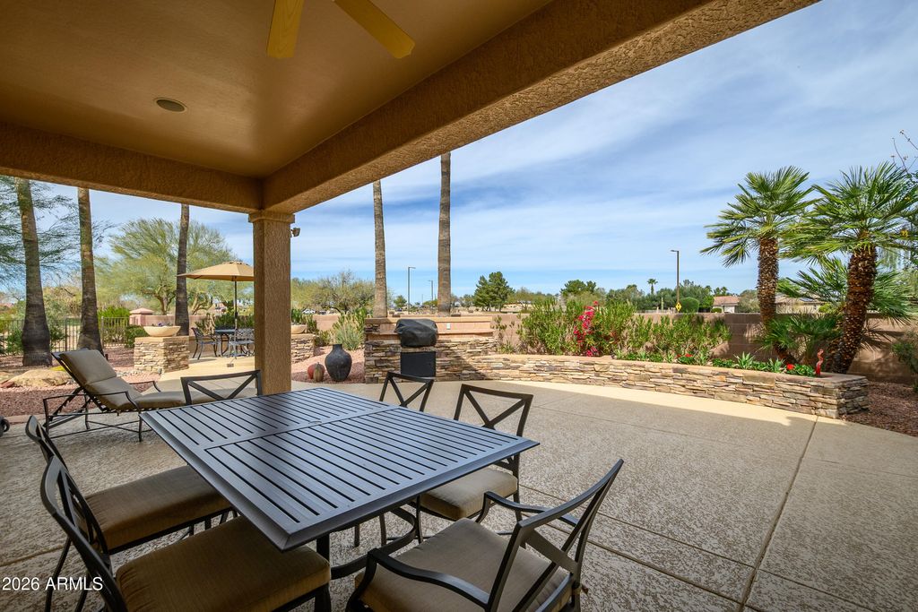 Image 28 of property listing at 20041 N CIELO Court, Surprise, AZ 85374