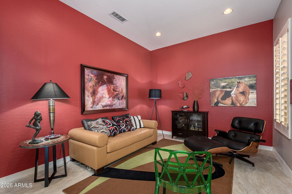 Image 6 of property listing at 20041 N CIELO Court, Surprise, AZ 85374