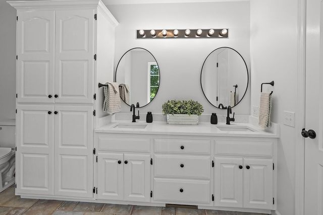 1192 S Sha Ree Lane, Bolivar, MO 65613