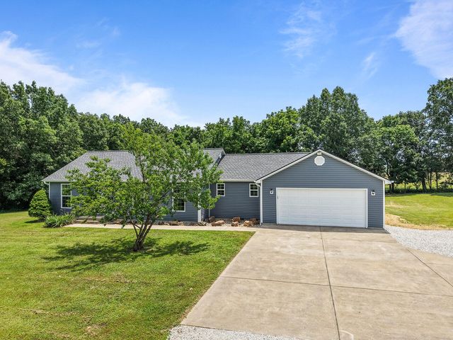 1192 S Sha Ree Lane, Bolivar, MO 65613