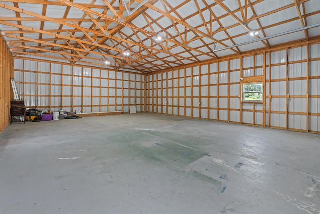 1192 S Sha Ree Lane, Bolivar, MO 65613