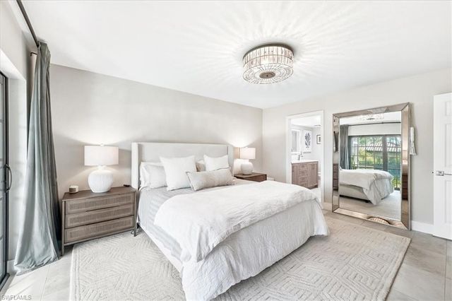 3219 Horse Carriage WAY 303, Naples, FL 34105