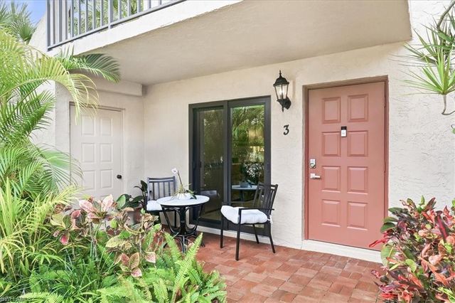 3219 Horse Carriage WAY 303, Naples, FL 34105