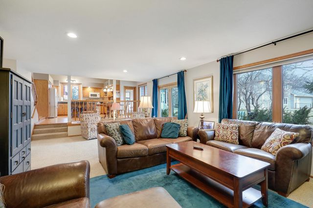 9113 Barrington Terrace, Brooklyn Park, MN 55443