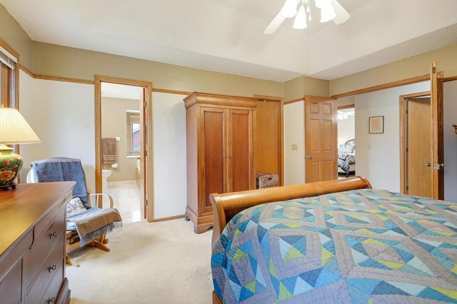 9113 Barrington Terrace, Brooklyn Park, MN 55443