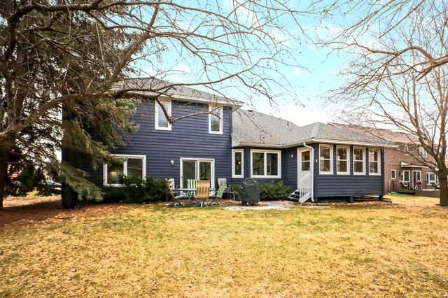 9113 Barrington Terrace, Brooklyn Park, MN 55443