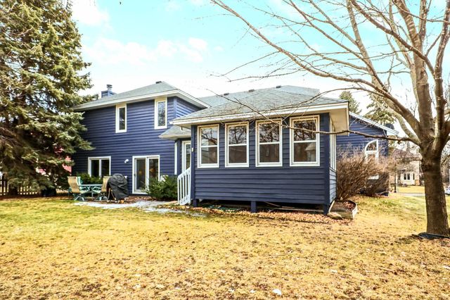 9113 Barrington Terrace, Brooklyn Park, MN 55443