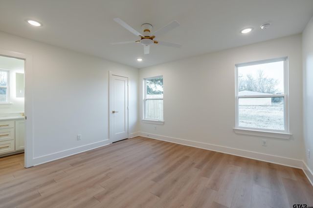 281 Balmorea Dr, Bullard, TX 75757