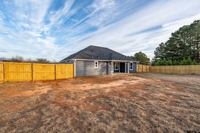 281 Balmorea Dr, Bullard, TX 75757
