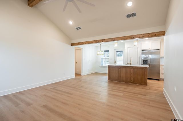 281 Balmorea Dr, Bullard, TX 75757