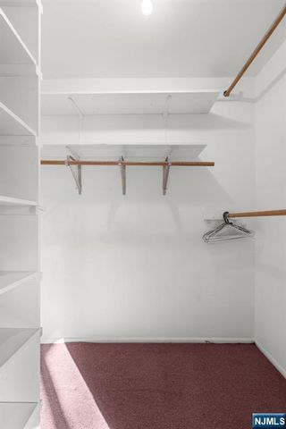 331 Sea Isle Key, Secaucus, NJ 07094