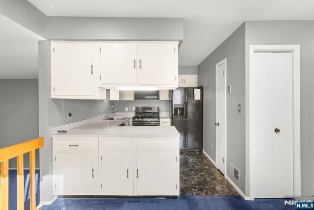 331 Sea Isle Key, Secaucus, NJ 07094