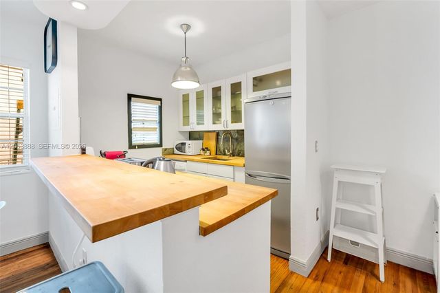 1551 Michigan Avenue 12, Miami Beach, FL 33139