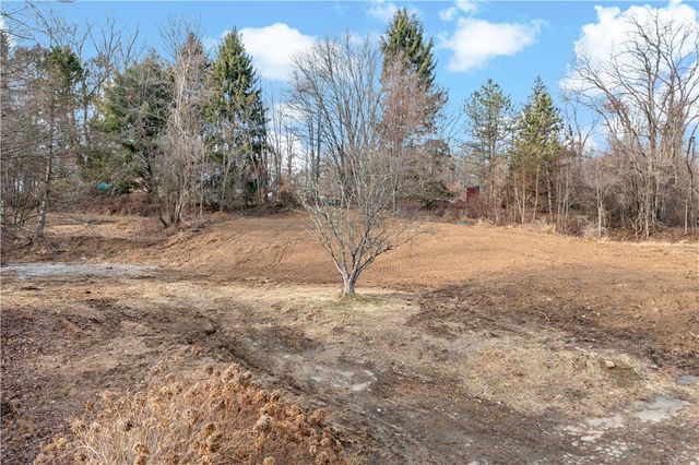 235 Murdocksville Rd, Hanover Twp, PA 15026