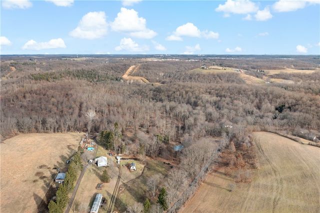 235 Murdocksville Rd, Hanover Twp, PA 15026