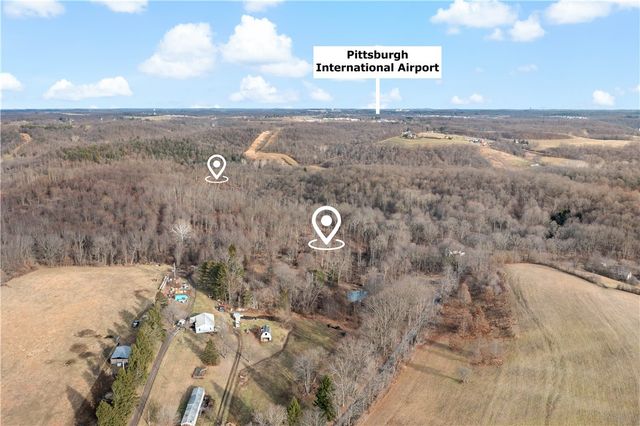 235 Murdocksville Rd, Hanover Twp, PA 15026