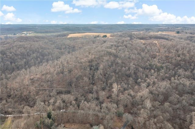 235 Murdocksville Rd, Hanover Twp, PA 15026