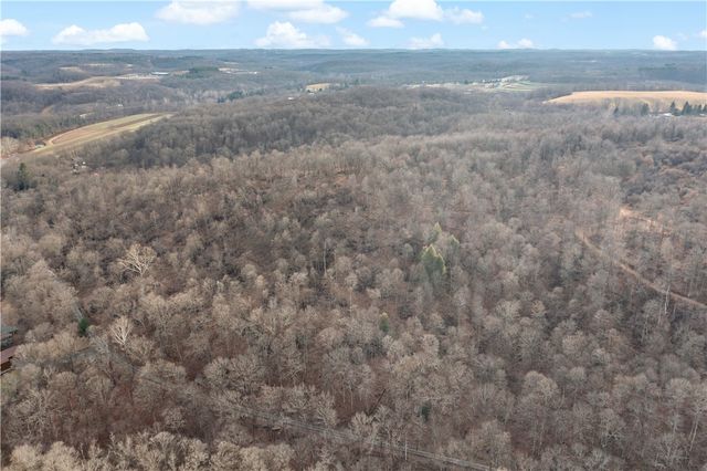 235 Murdocksville Rd, Hanover Twp, PA 15026