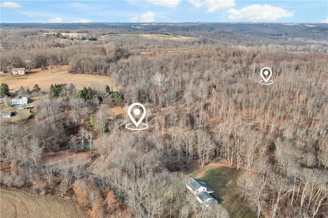 235 Murdocksville Rd, Hanover Twp, PA 15026